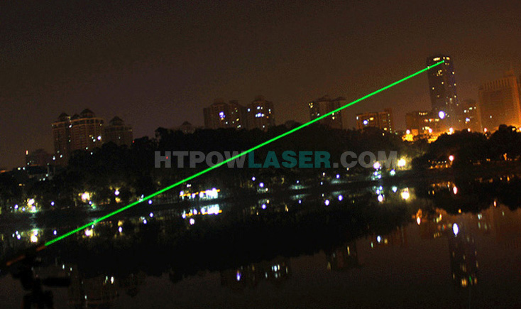 緑レーザー　光線　ペン型